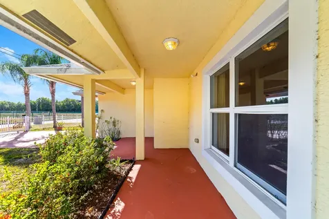 6923 S 1st Street Jupiter FL 33458