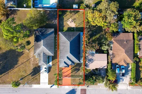 6923 S 1st Street Jupiter FL 33458
