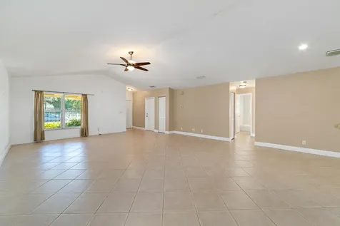 6923 S 1st Street Jupiter FL 33458