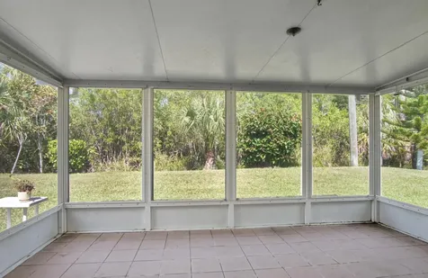 5680 Travelers Way Fort Pierce FL 34982