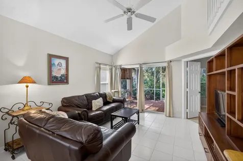1120 Via Jardin Riviera Beach FL 33418