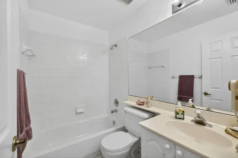 1120 Via Jardin Riviera Beach FL 33418