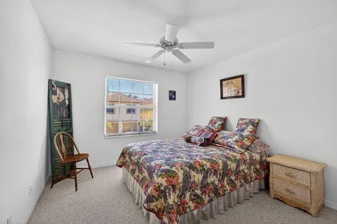 1120 Via Jardin Riviera Beach FL 33418