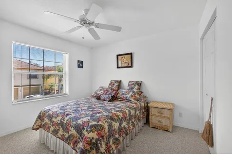 1120 Via Jardin Riviera Beach FL 33418