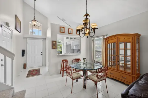 1120 Via Jardin Riviera Beach FL 33418