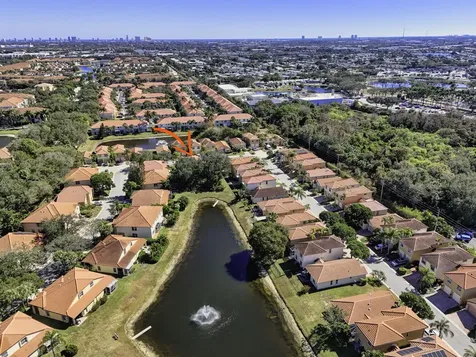 1120 Via Jardin Riviera Beach FL 33418