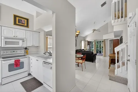 1120 Via Jardin Riviera Beach FL 33418