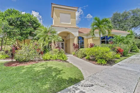 1120 Via Jardin Riviera Beach FL 33418