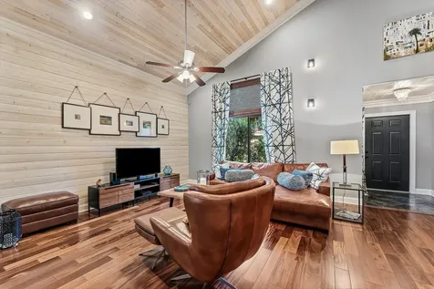 10664 San Bernardino Way Boca Raton FL 33428