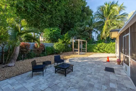 327 Dartmouth Drive Lake Worth Beach FL 33460