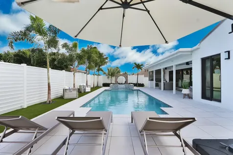 441 S Lyra Circle Juno Beach FL 33408