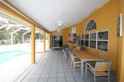 3410 Se Hart Circle Port Saint Lucie FL 34984