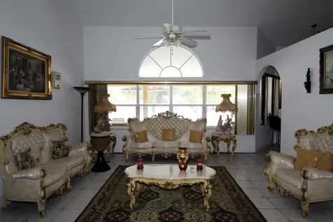 3410 Se Hart Circle Port Saint Lucie FL 34984