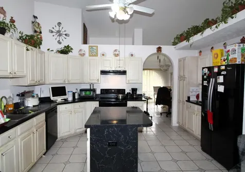 3410 Se Hart Circle Port Saint Lucie FL 34984