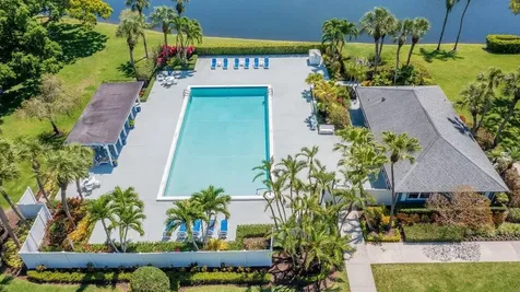 12836 Touchstone Place Palm Beach Gardens FL 33418