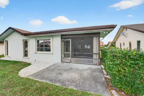 6271 Tall Cypress Circle Greenacres FL 33463