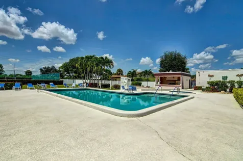 6271 Tall Cypress Circle Greenacres FL 33463