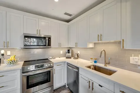 14 Ne 26 Court Wilton Manors FL 33334