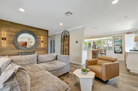 14 Ne 26 Court Wilton Manors FL 33334