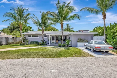 14 Ne 26 Court Wilton Manors FL 33334