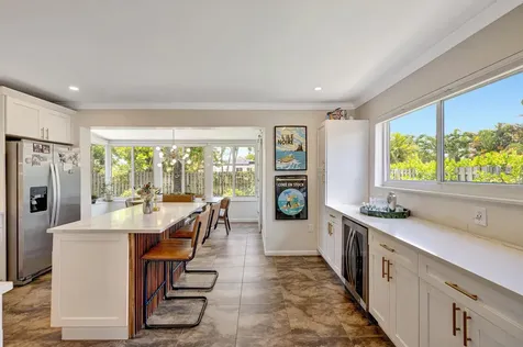 14 Ne 26 Court Wilton Manors FL 33334