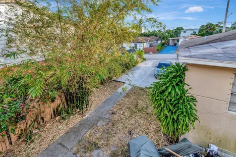 805 20th Street West Palm Beach FL 33407