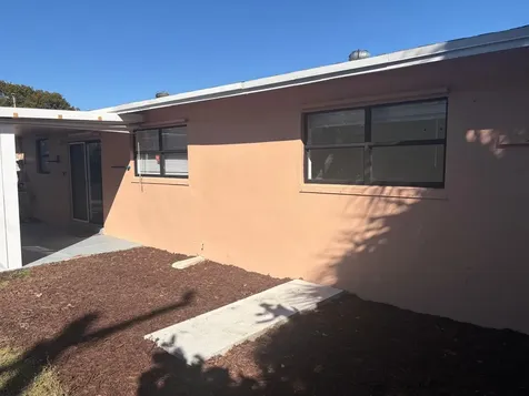 830 Ne 50th Court Deerfield Beach FL 33064
