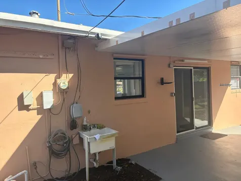830 Ne 50th Court Deerfield Beach FL 33064