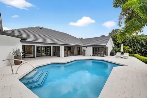 17829 Scarsdale Way Boca Raton FL 33496