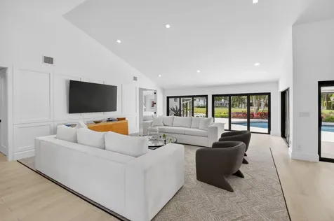 17829 Scarsdale Way Boca Raton FL 33496