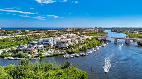1605 S Us Highway 1 Jupiter FL 33477
