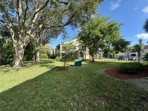 815 W Boynton Beach Boulevard Boynton Beach FL 33426