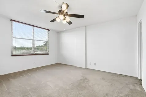 109 Royal Park Drive Oakland Park FL 33309