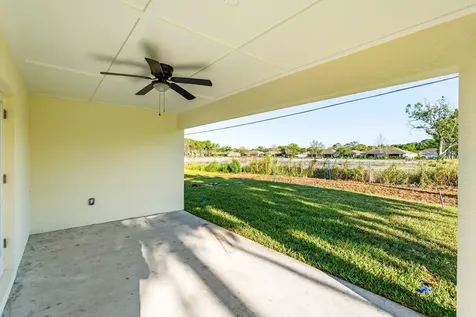 5910 24th Street Vero Beach FL 32966