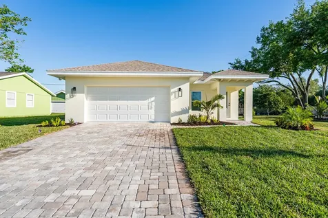 5910 24th Street Vero Beach FL 32966