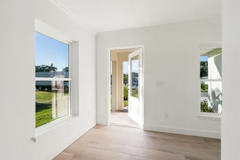 5910 24th Street Vero Beach FL 32966