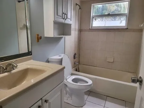 349 Se Fallon Drive Port Saint Lucie FL 34983