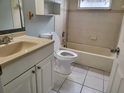 349 Se Fallon Drive Port Saint Lucie FL 34983
