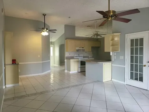 349 Se Fallon Drive Port Saint Lucie FL 34983