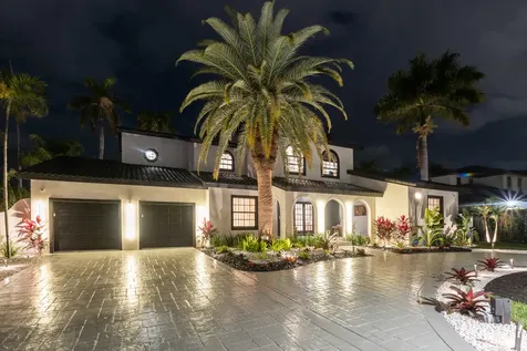 516 Royal Plaza Drive Fort Lauderdale FL 33301
