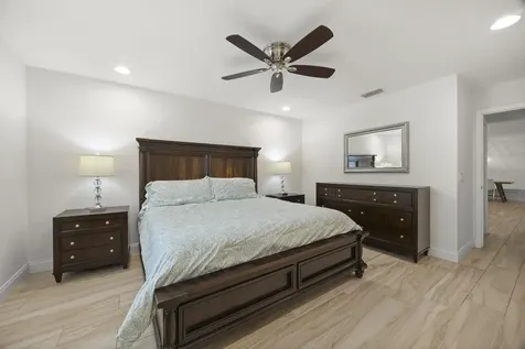 52 Pinehill Trail Tequesta FL 33469
