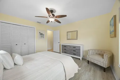 52 Pinehill Trail Tequesta FL 33469