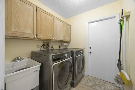 52 Pinehill Trail Tequesta FL 33469