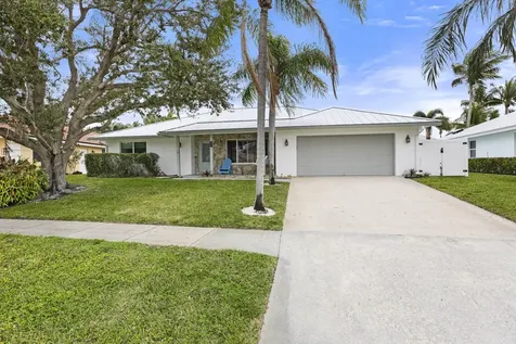 52 Pinehill Trail Tequesta FL 33469