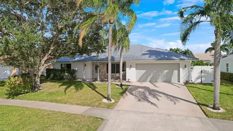 52 Pinehill Trail Tequesta FL 33469