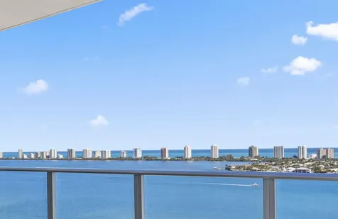 220 Lake Shore Drive Lake Park FL 33403