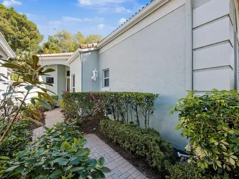 207 Sunset Bay Court Palm Beach Gardens FL 33418