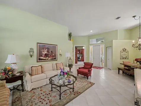 207 Sunset Bay Court Palm Beach Gardens FL 33418