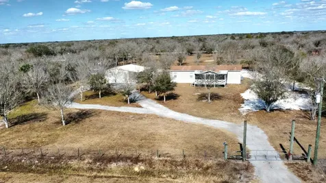 17077 Nw 254th Street Okeechobee FL 34972