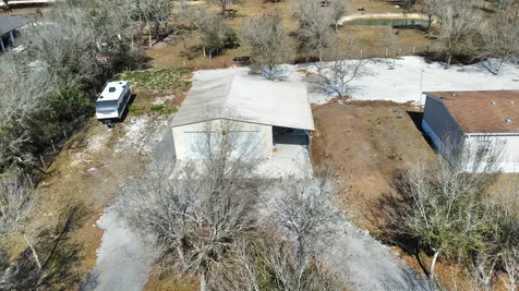 17077 Nw 254th Street Okeechobee FL 34972